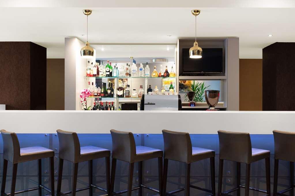 Hampton By Hilton Cluj-Napoca Hotel Restaurant photo